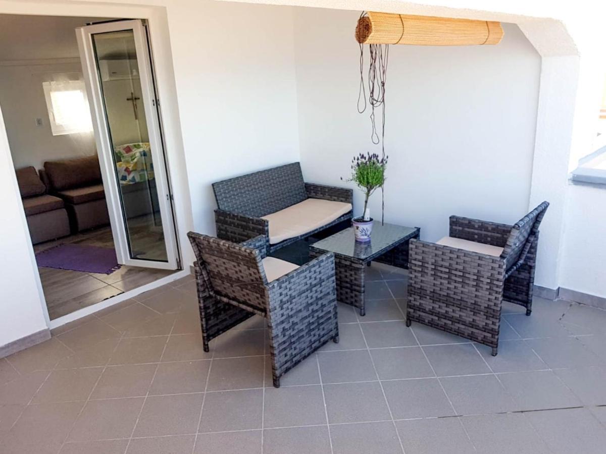 Apartments Kovac Vir Exterior photo